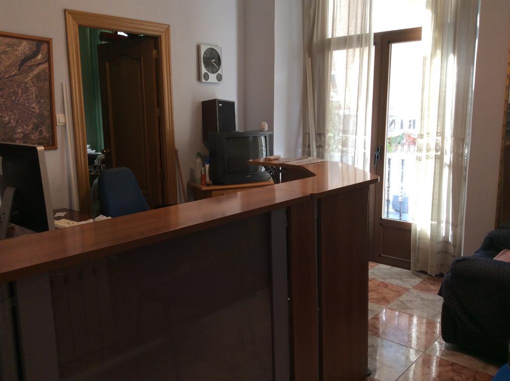 Pension Princesa Granada Exterior photo